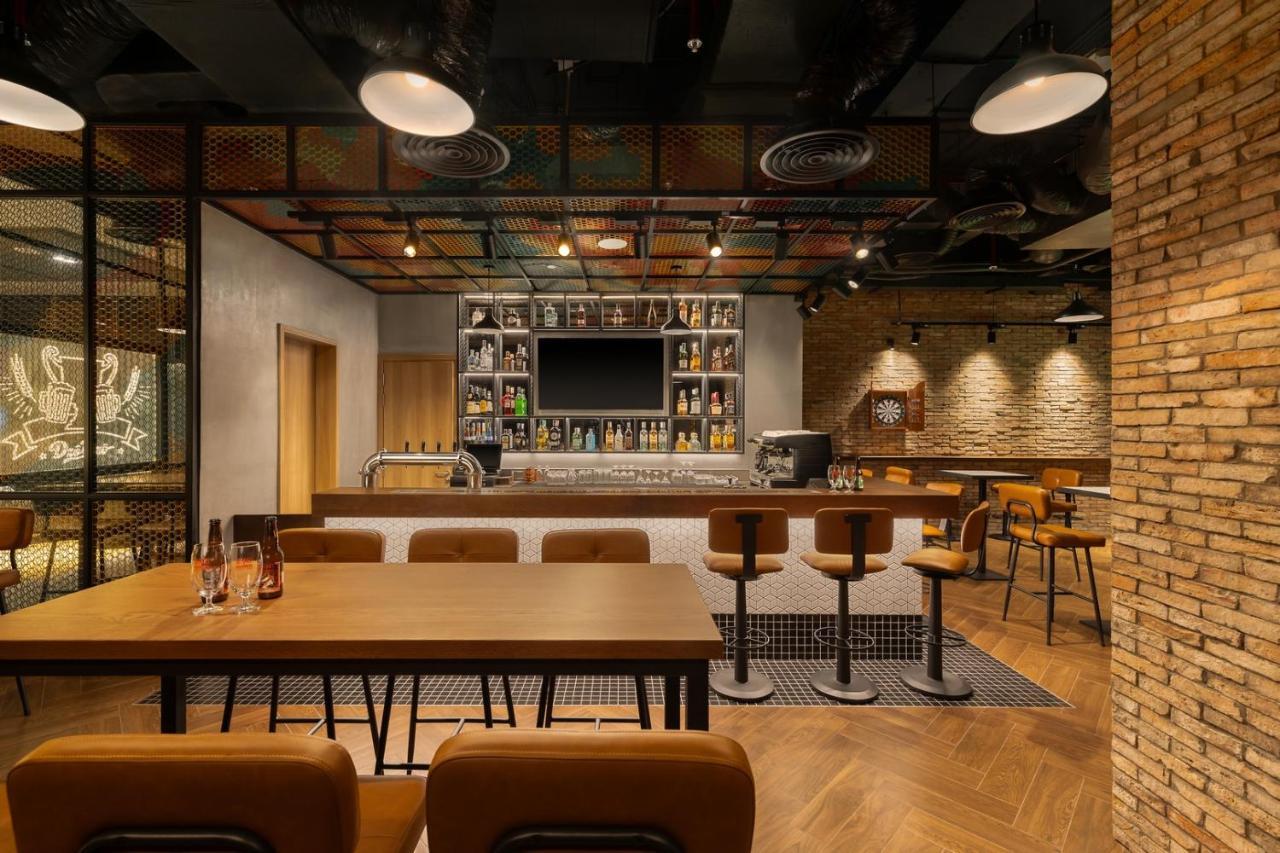 Hotel Hiive By Fusion Binh Duong - Vsip 1 Thuan An Esterno foto