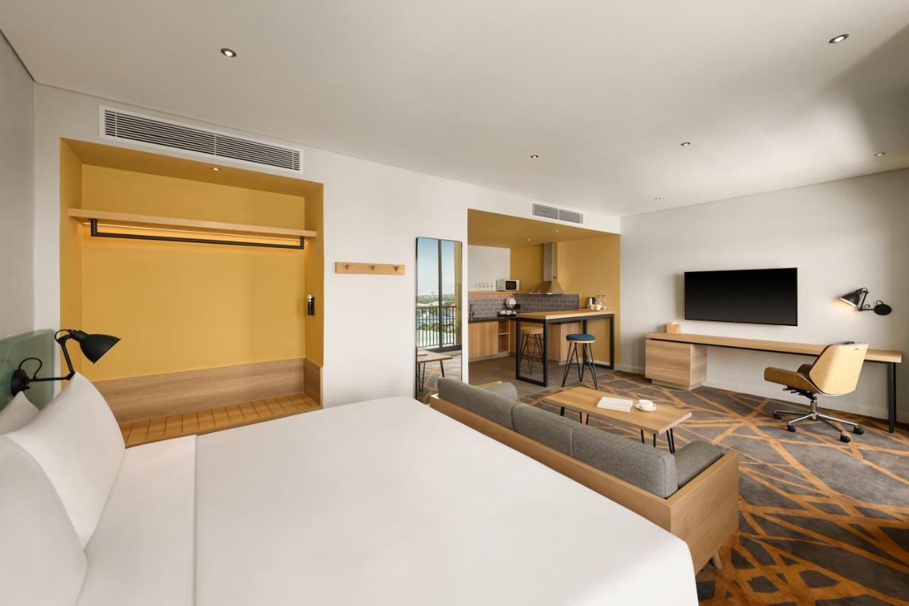 Hotel Hiive By Fusion Binh Duong - Vsip 1 Thuan An Esterno foto