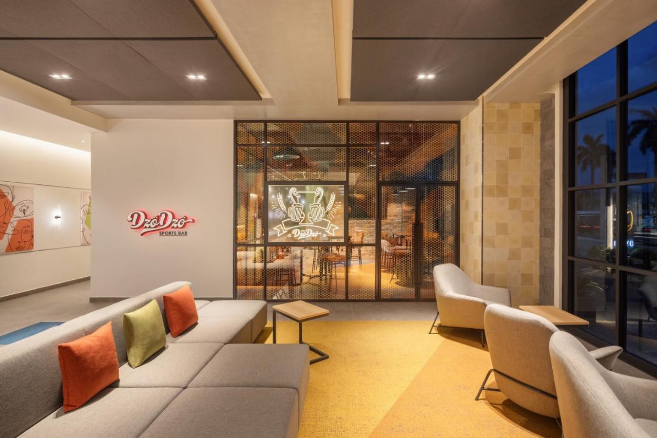 Hotel Hiive By Fusion Binh Duong - Vsip 1 Thuan An Esterno foto