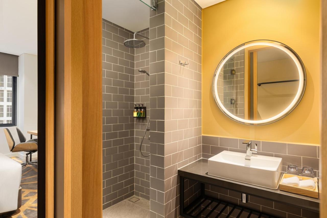 Hotel Hiive By Fusion Binh Duong - Vsip 1 Thuan An Esterno foto